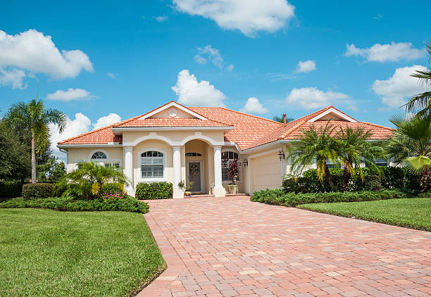 Best Professional Driveway Pavers  in Bedford, TX